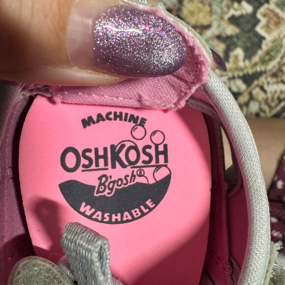 Oshkosh Sandals Toddler 11 Tie dye NWT Adjustable Machine Washable Play - Picture 5 of 5